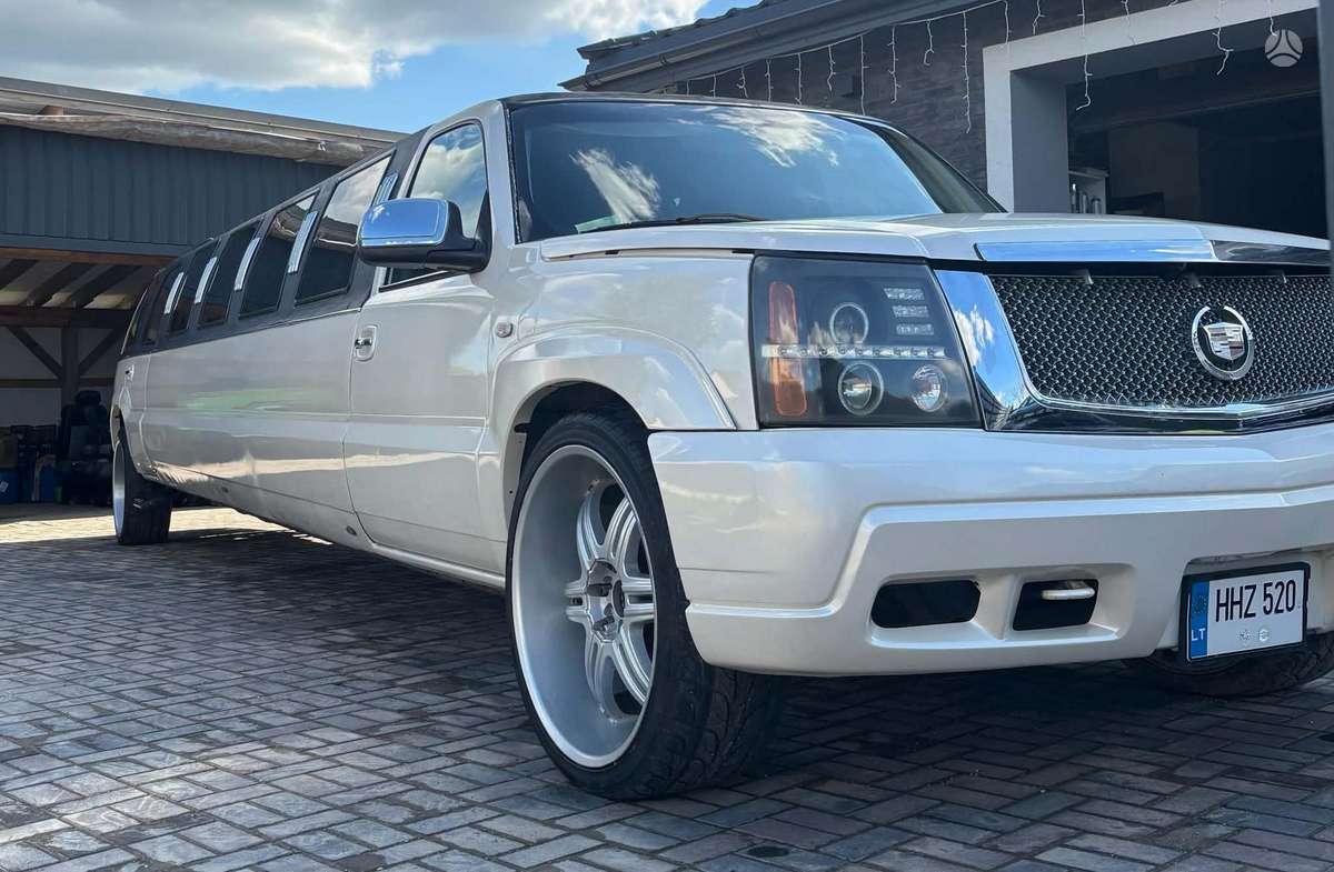 Cadillac Escalade, Лимузин
