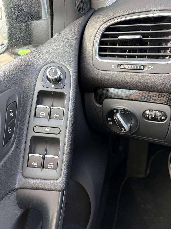 Volkswagen Golf, 1.4 l., hatchback