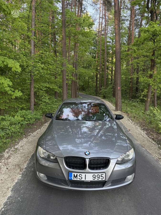 BMW 320, 2.0 l., convertible