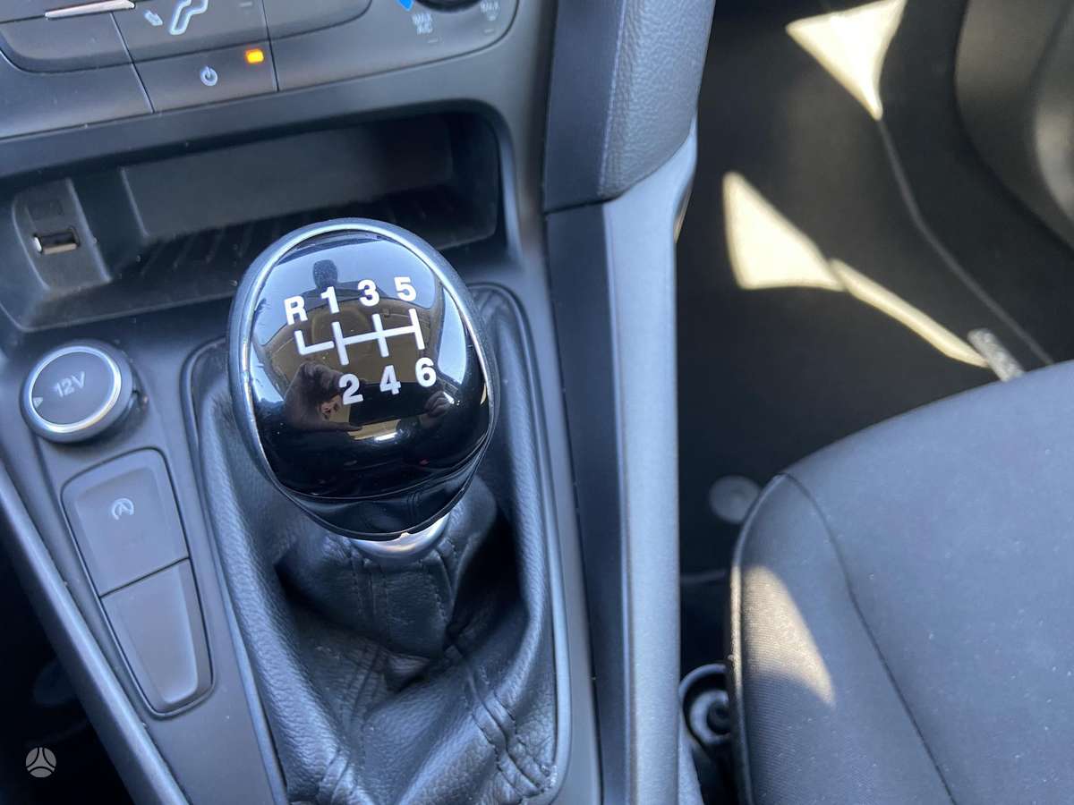 Ford Focus, 1.5 l., universalas