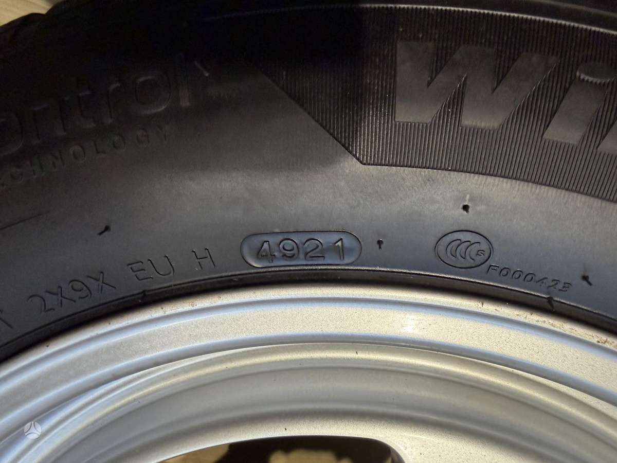 Audi A4 B9 su padangomis, light alloy, R16