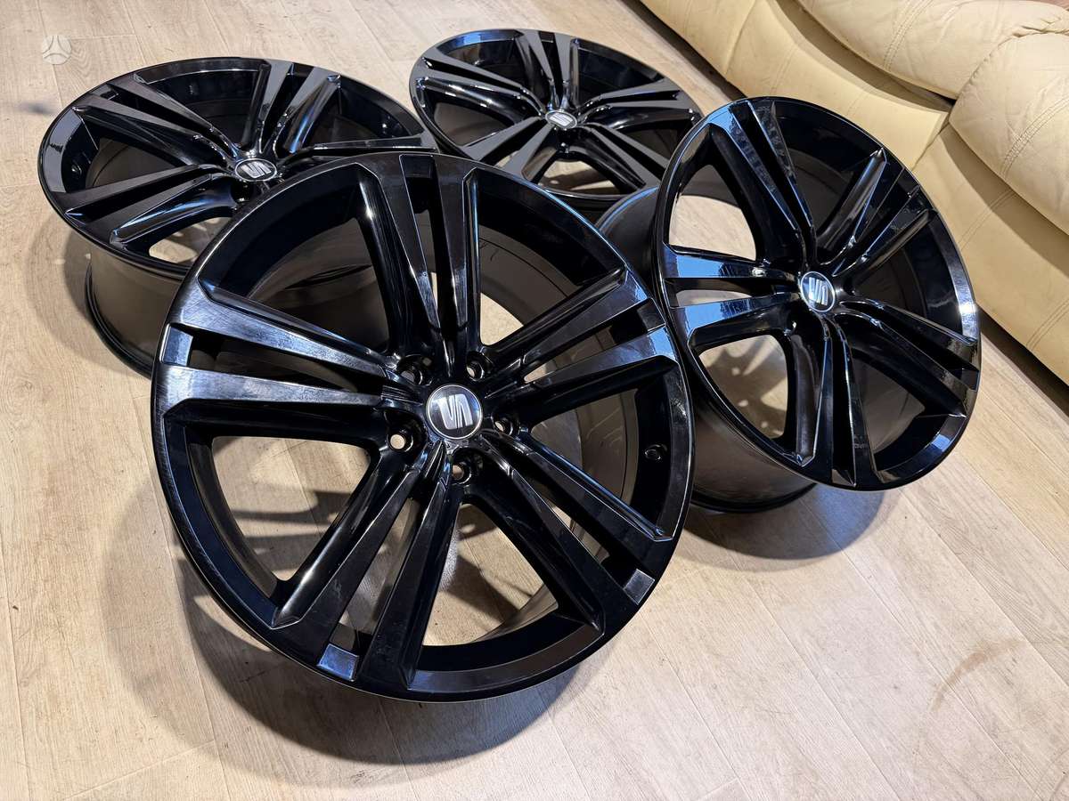 Seat Leon Cupra 5F, light alloy, R19