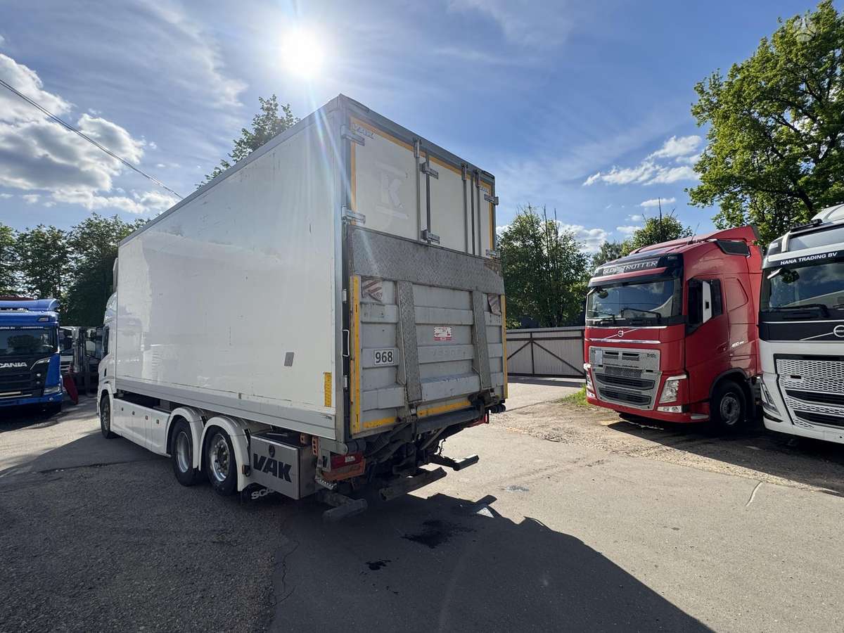 Scania P450, refrigerated trucks