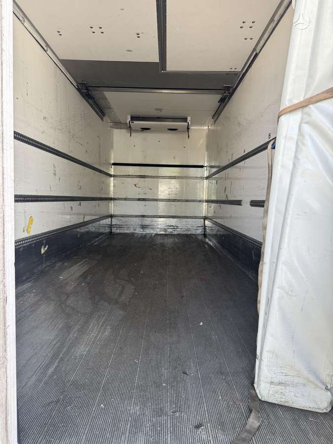 Scania P450, refrižerātori