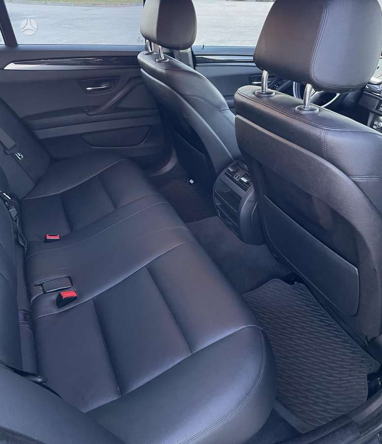 BMW 520, 2.0 l., Седан