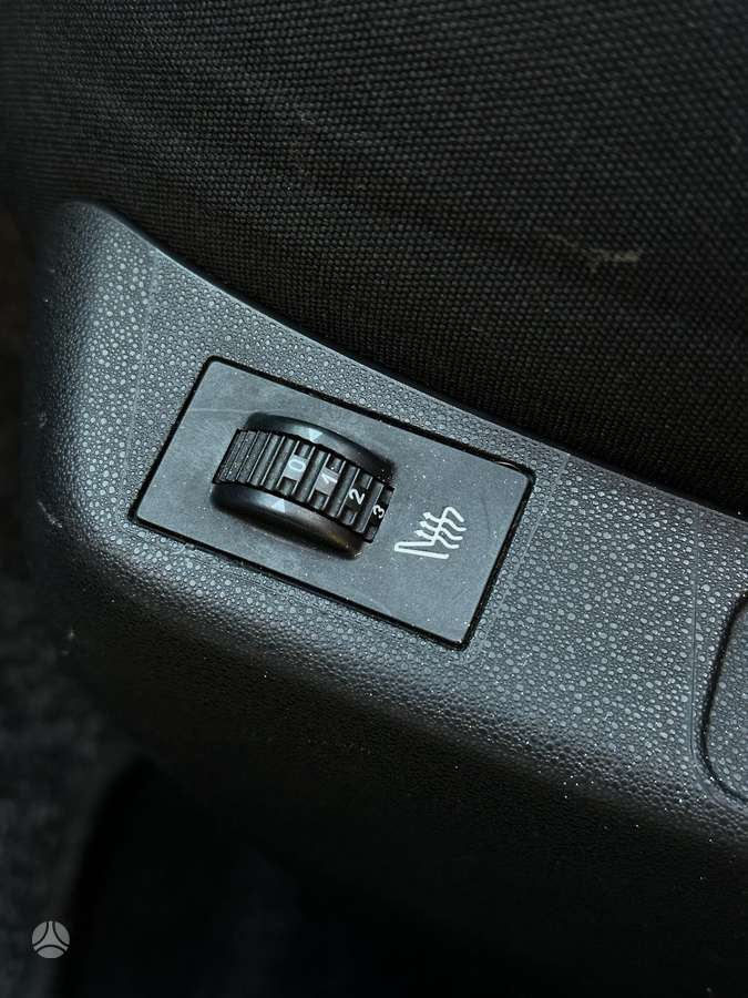 Citroen C4, 1.6 l., hatchback