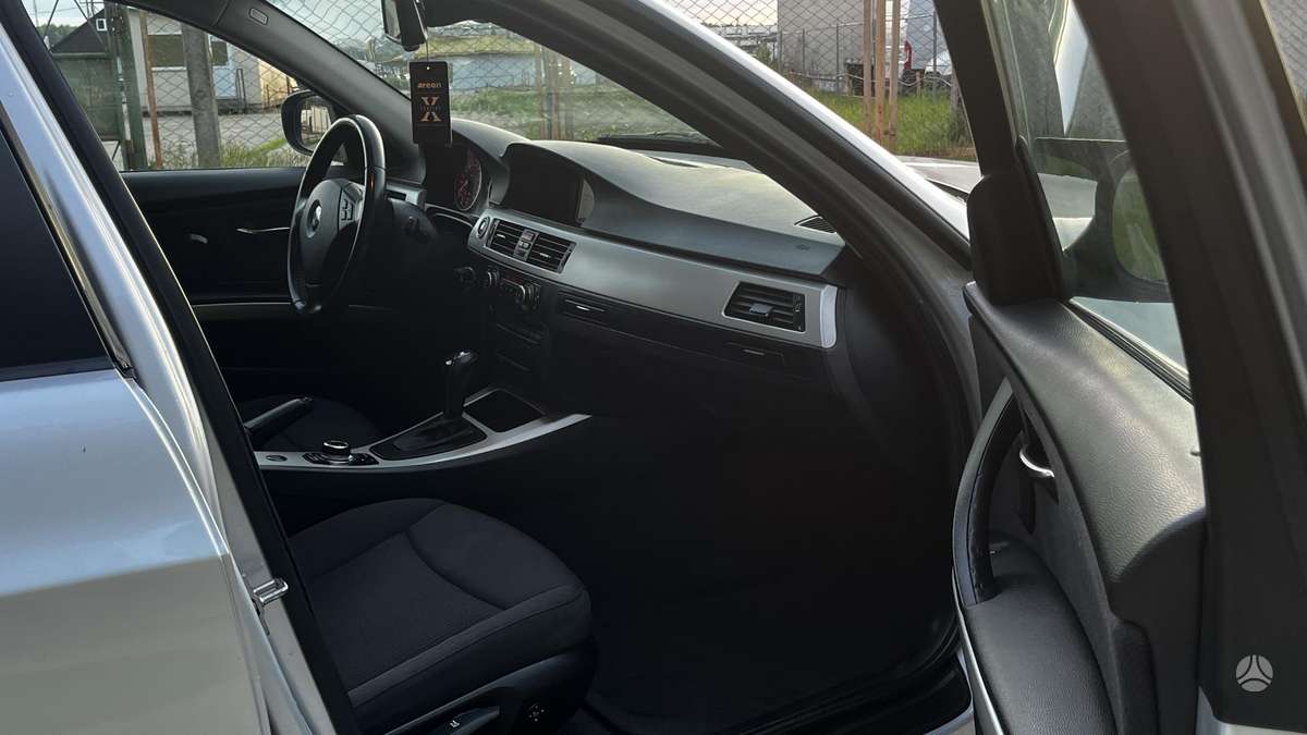 BMW 320, 2.0 l., Универсал
