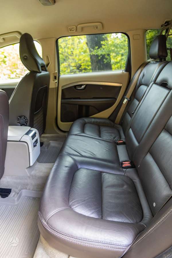 Volvo XC70, 2.4 l., Универсал