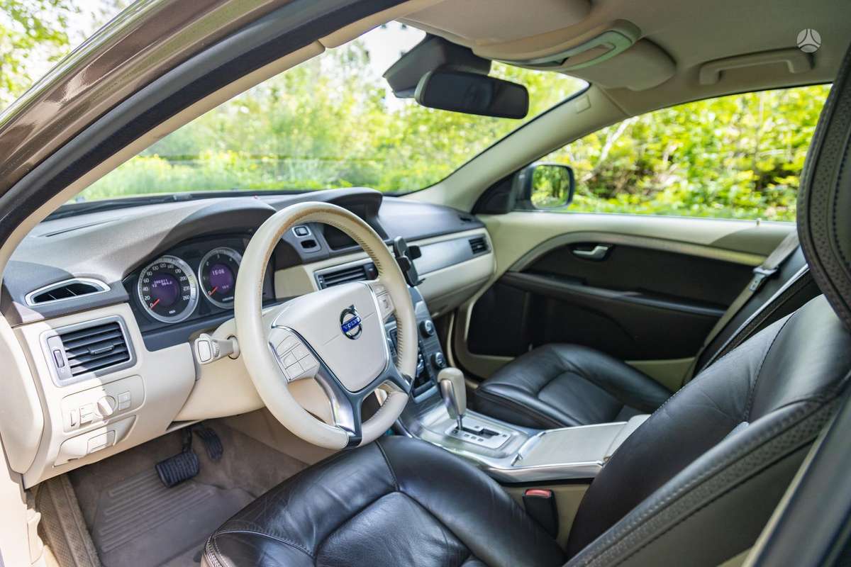Volvo XC70, 2.4 l., universalas