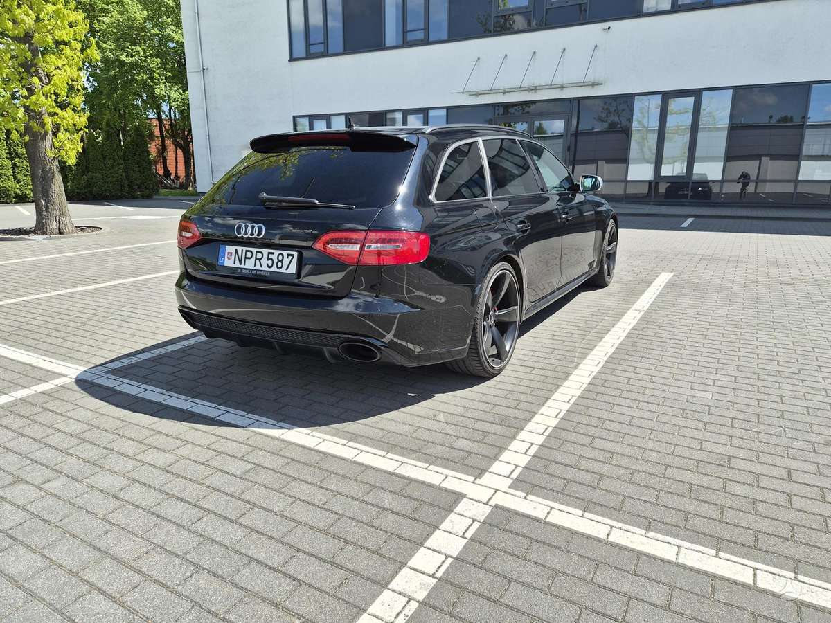 Audi RS 4, 4.2 l., wagon