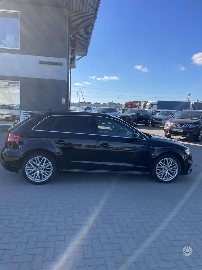 Audi A3, 1.6 l., Хэтчбек