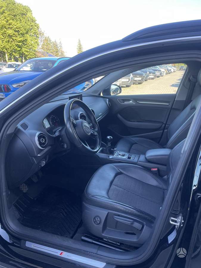 Audi A3, 1.6 l., Хэтчбек