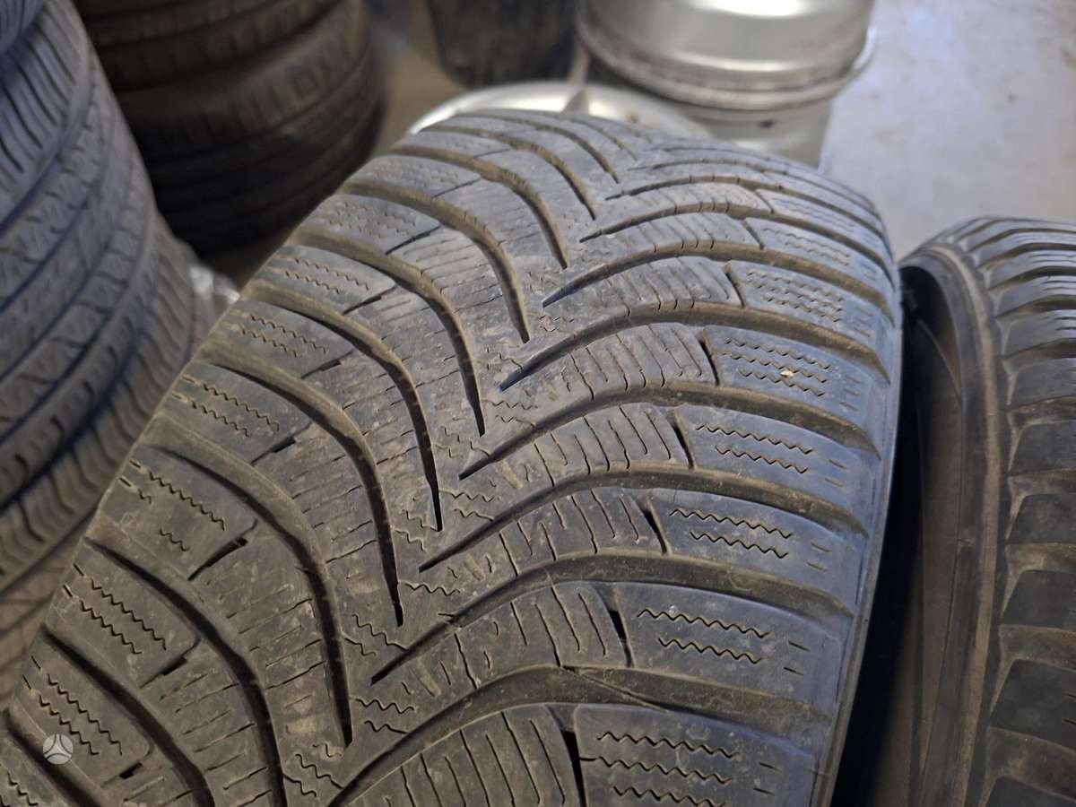 Hankook, всесезонные 205/55 R16