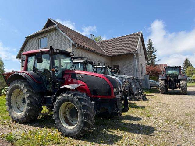 Valtra T 151 E HiTech, traktoriai