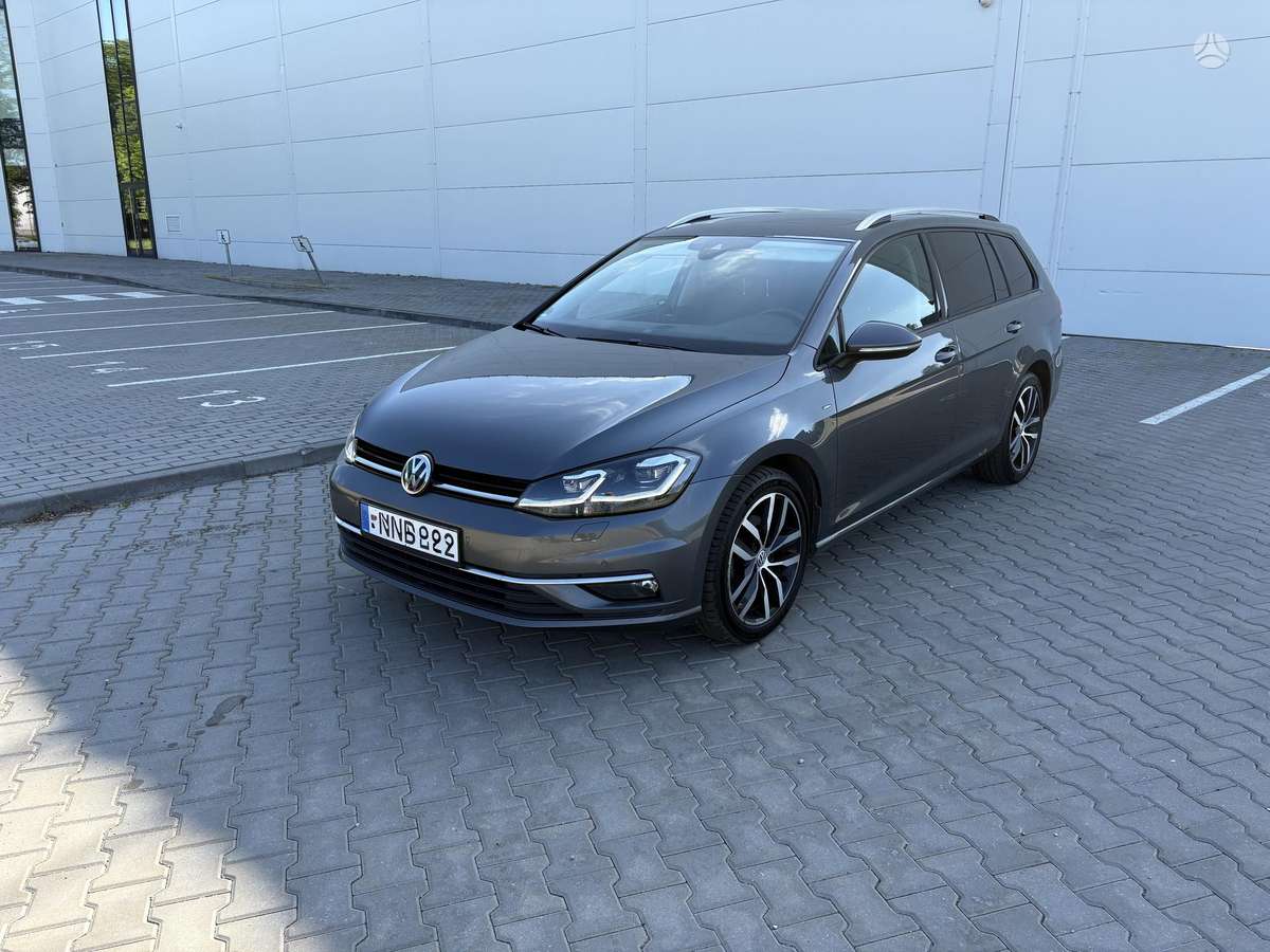 Volkswagen Golf - 2