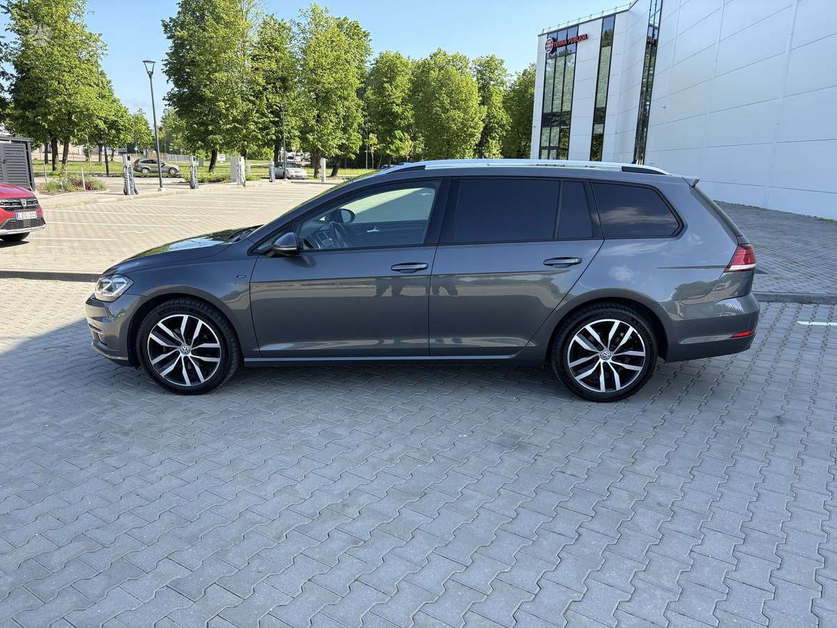 Volkswagen Golf - 3