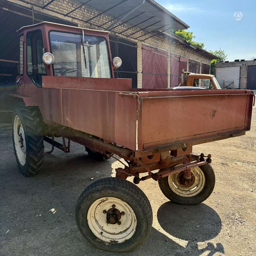 T 16, tractors