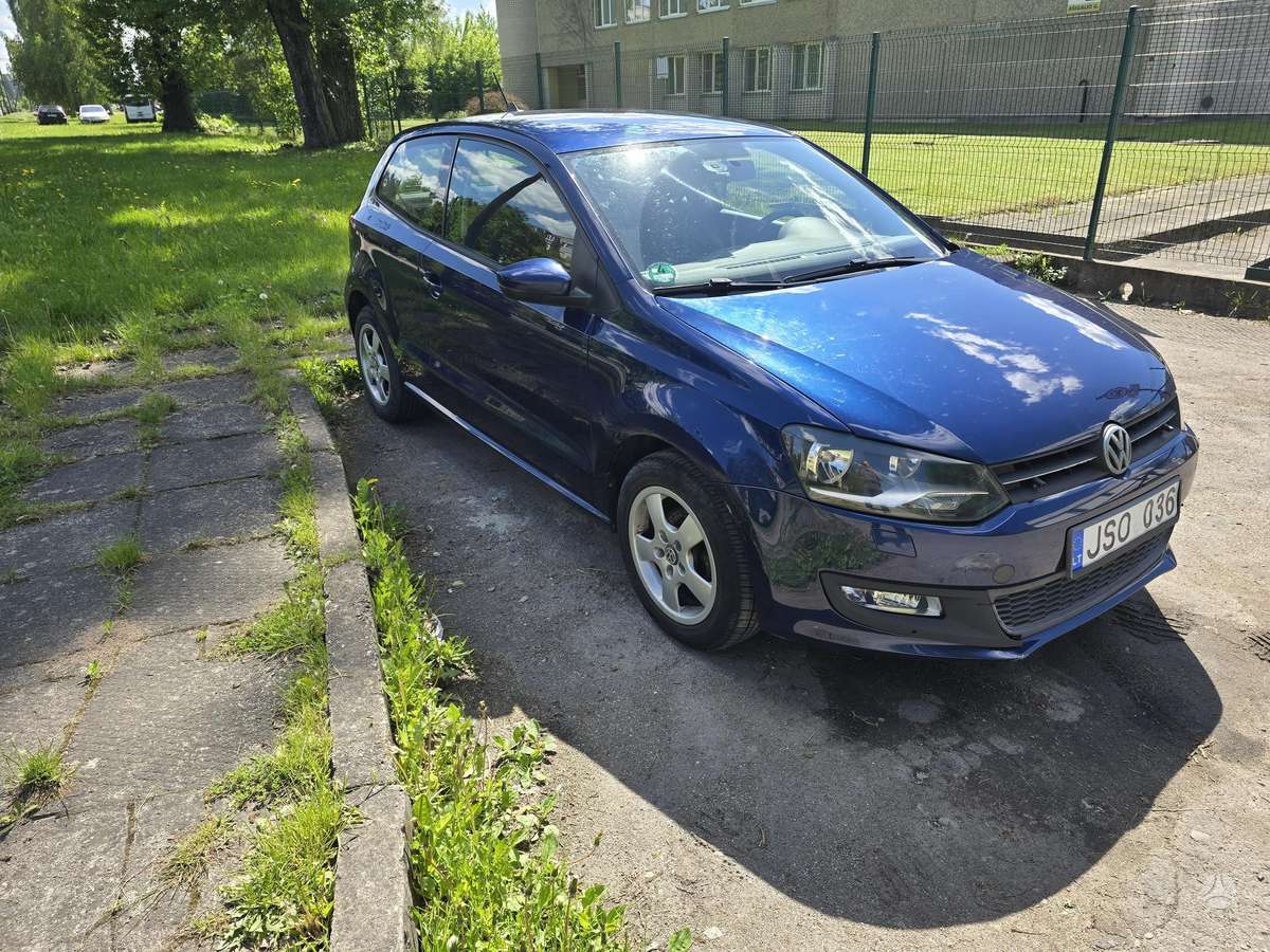 Volkswagen Polo - 2