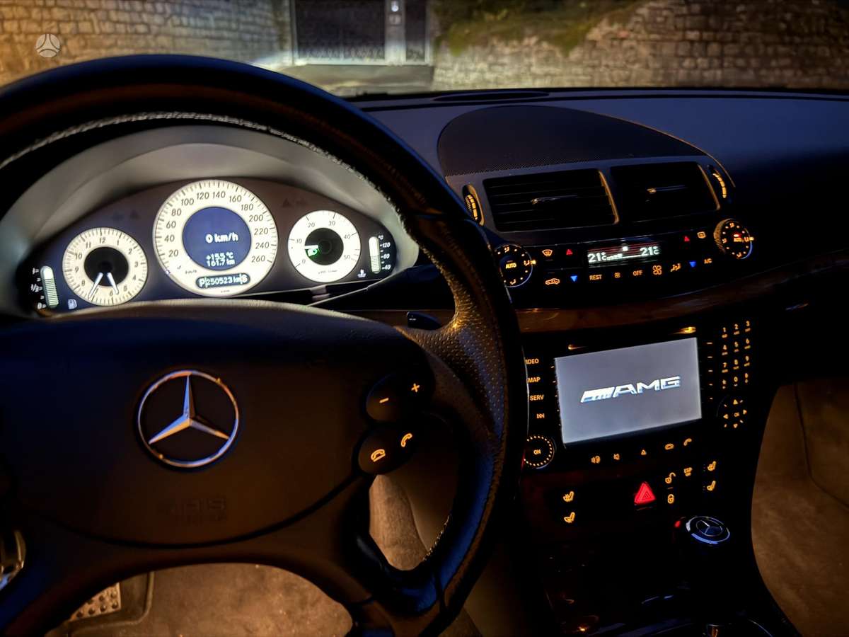 Mercedes-Benz E320, 3.0 l., Универсал