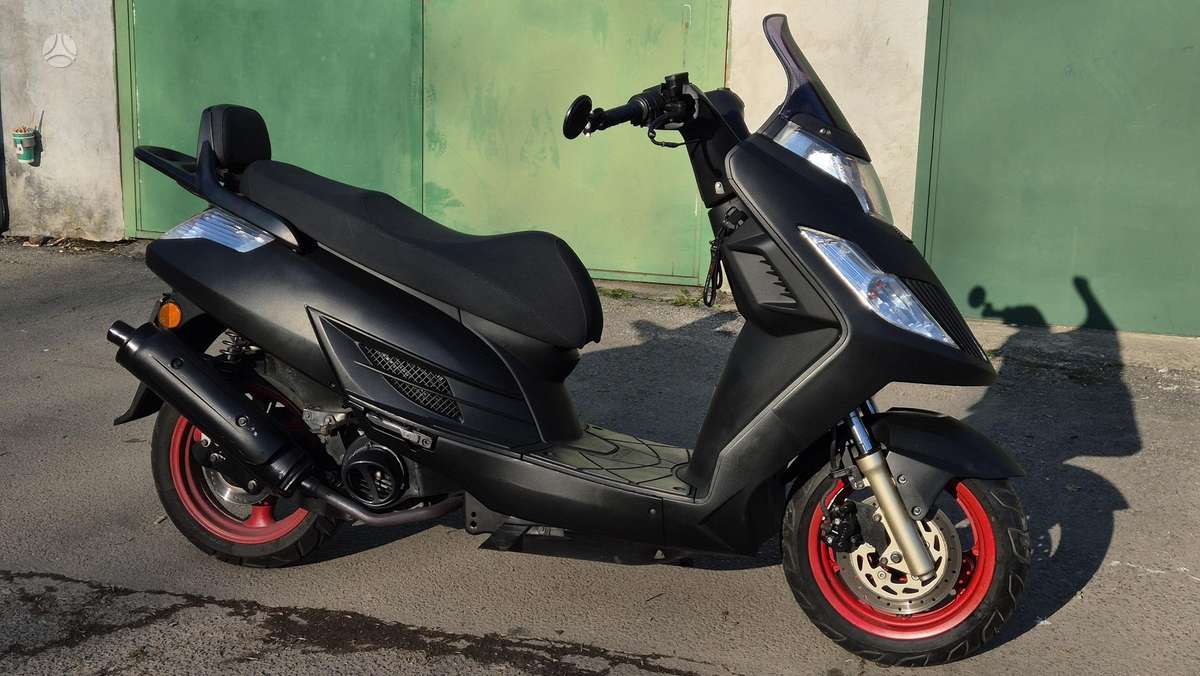 Kymco Grand Dink, мотороллеры / мопеды