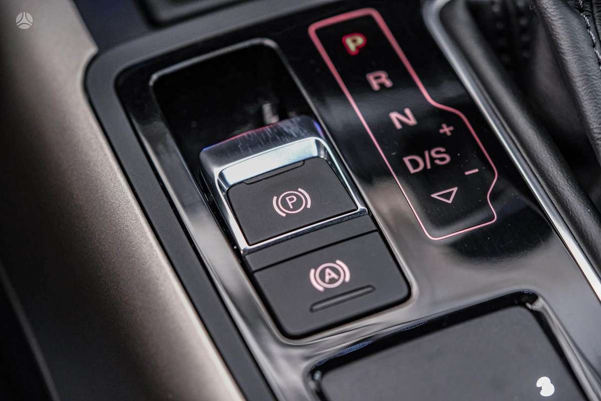 Audi A6 allroad, 3.0 l., wagon