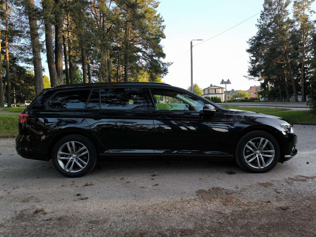 Volkswagen Passat, 2.0 l., Универсал