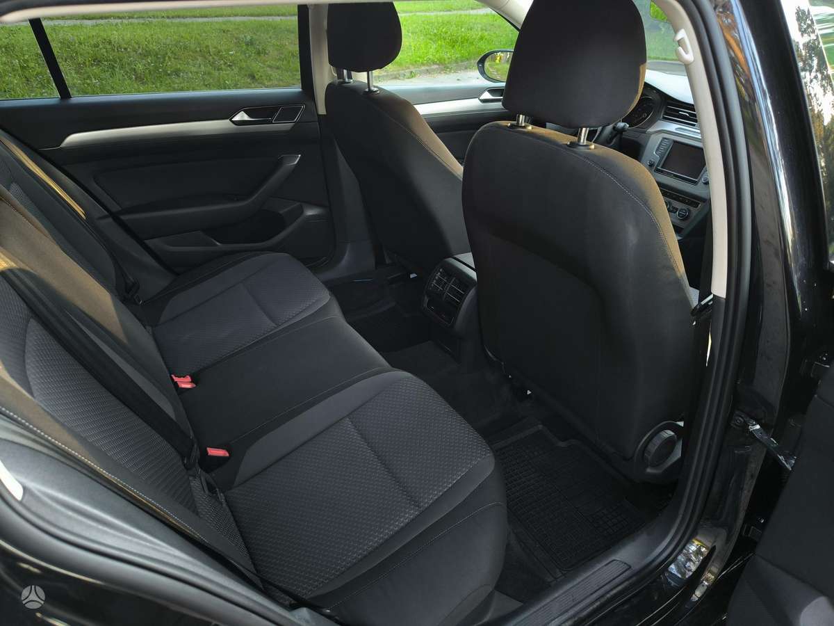 Volkswagen Passat, 2.0 l., Универсал