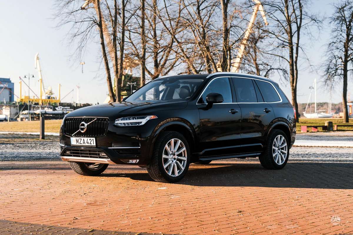 Volvo XC90 - 3