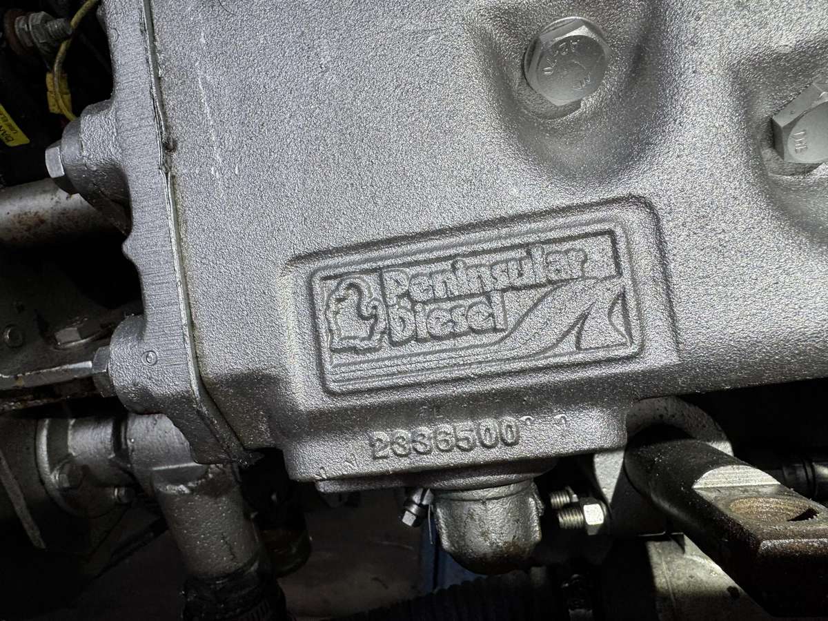 Peninsular V8, keturtakčiai stacionarūs