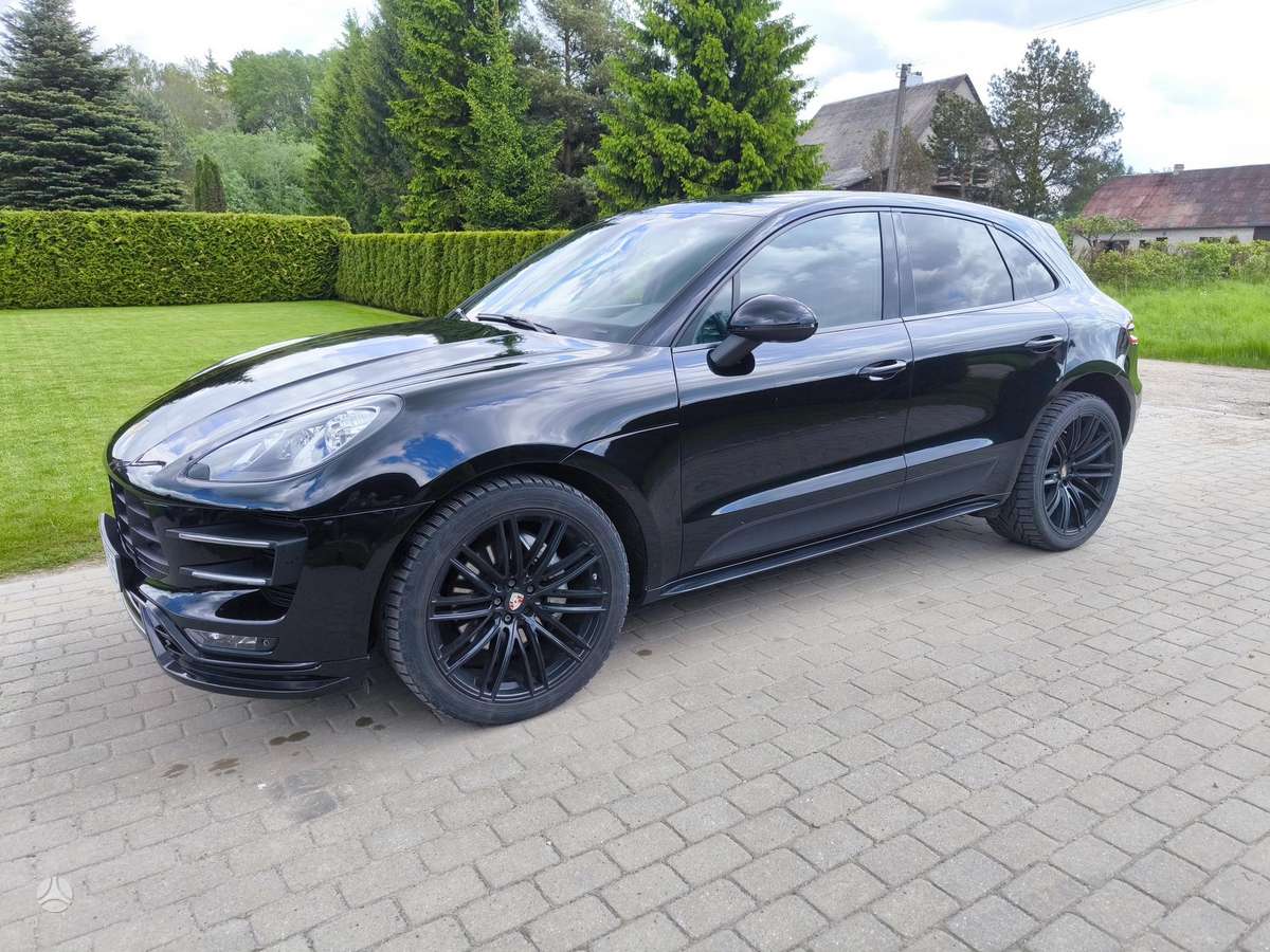 Porsche Macan - 2