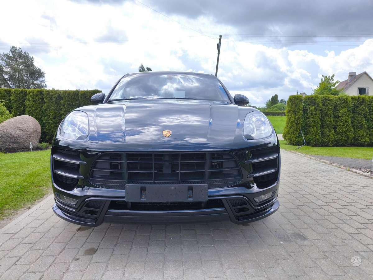 Porsche Macan - 3