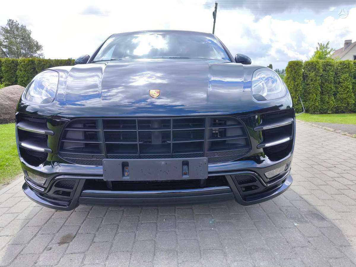 Porsche Macan - 4