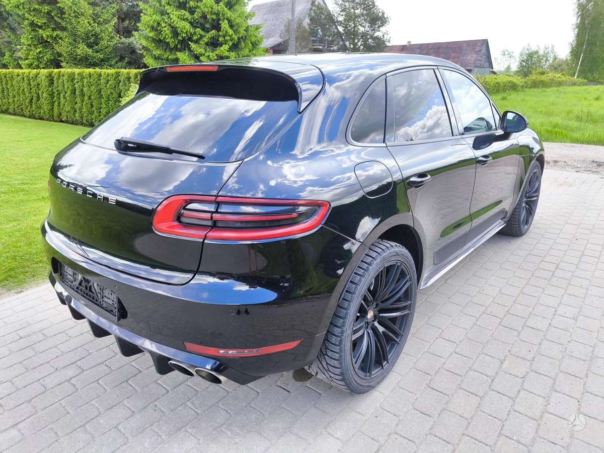 Porsche Macan - 8
