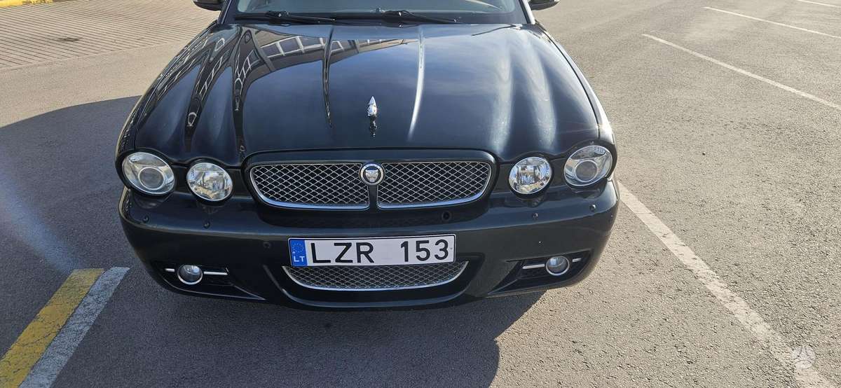 Jaguar XJ8, 4.2 l., Седан