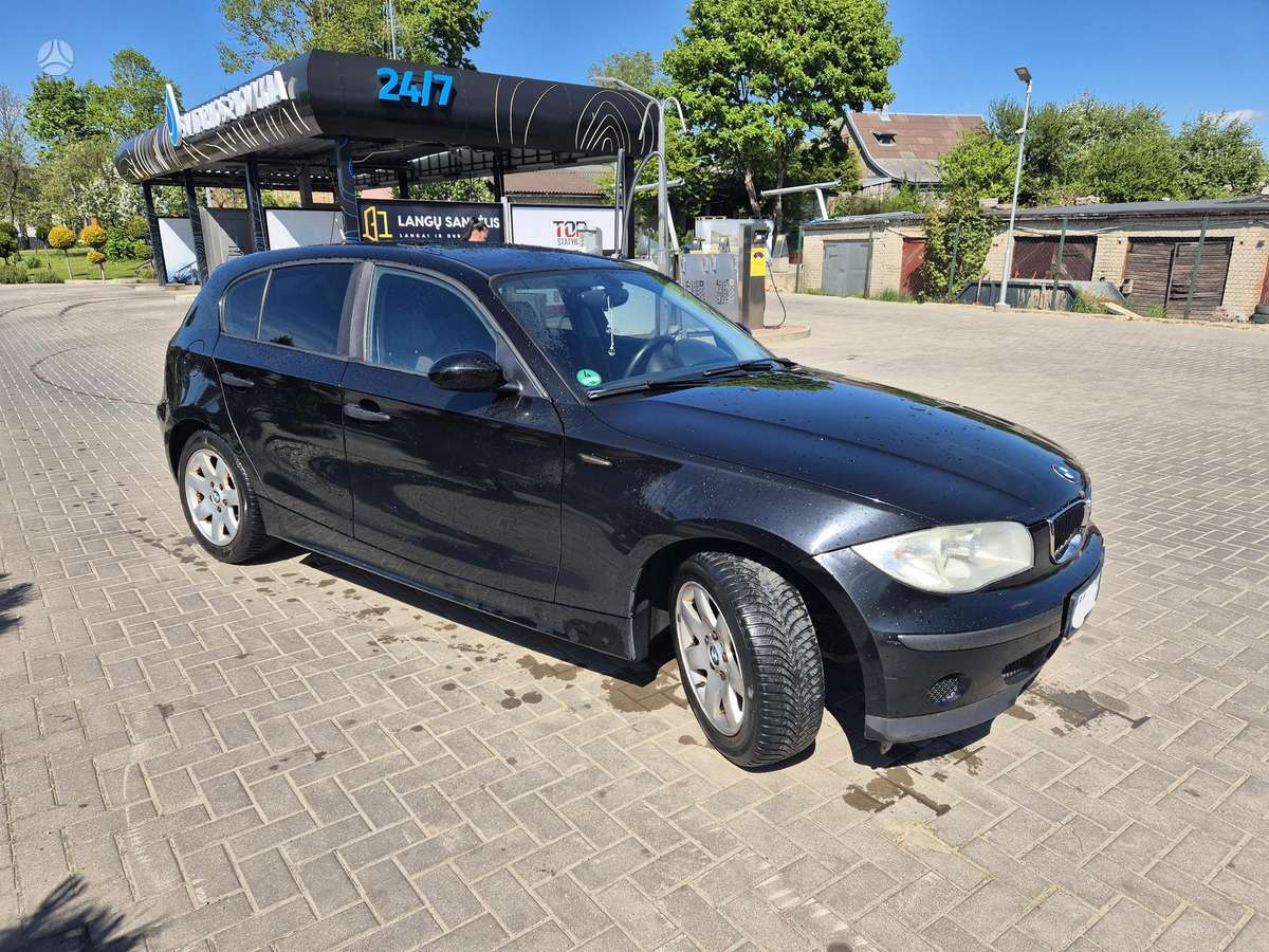 BMW 116, 1.6 l., hatchback