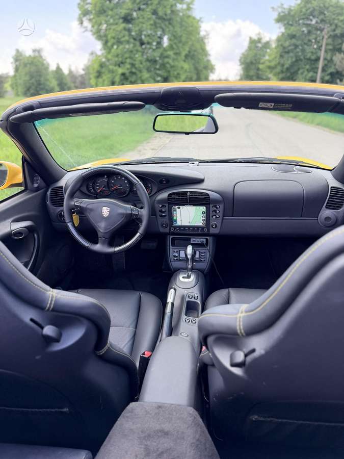 Porsche 911 - 10
