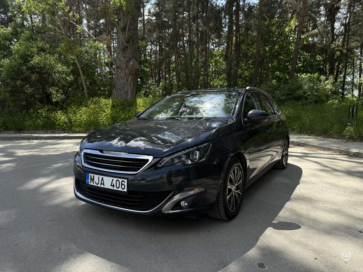 Peugeot 308 - 1