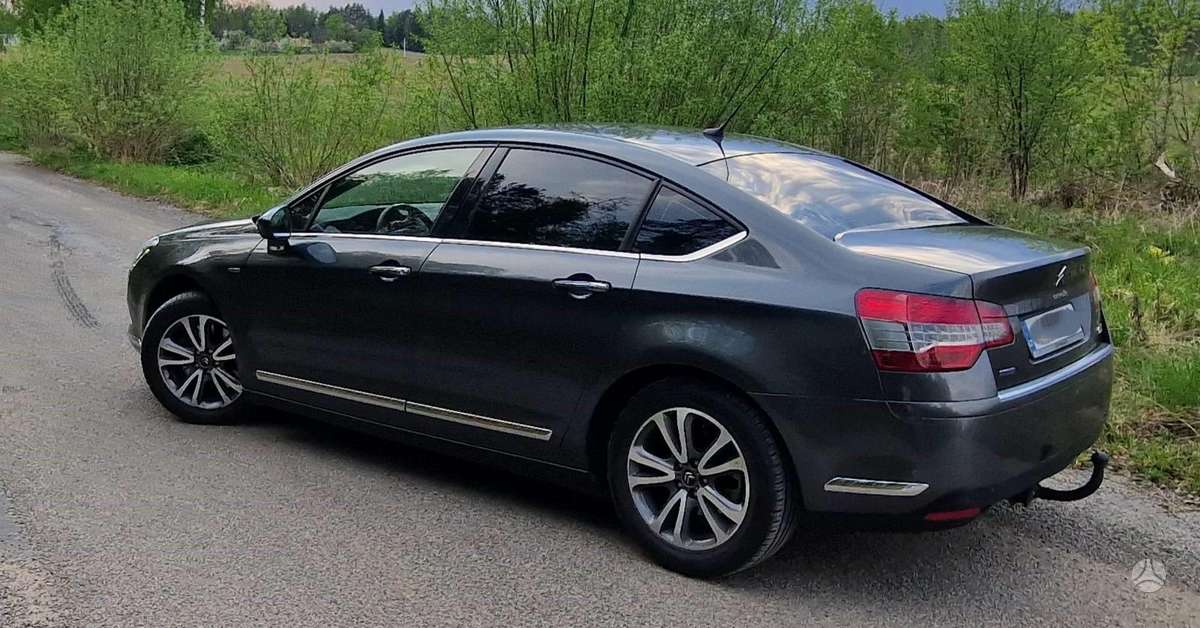 Citroen C5, 2.0 l., Седан