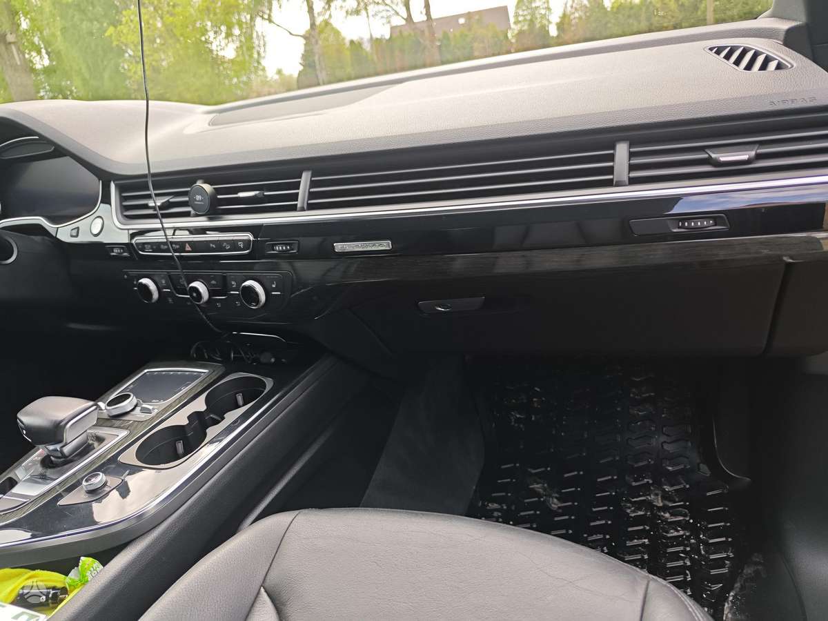 Audi Q7, 3.0 l., Внедорожник / Кроссовер