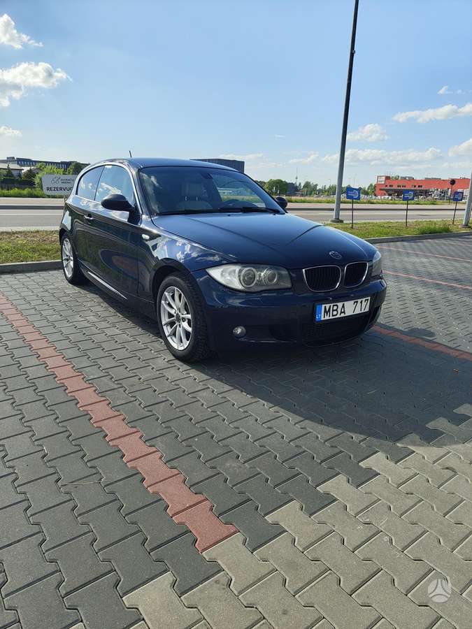 BMW 120, 2.0 l., Хэтчбек