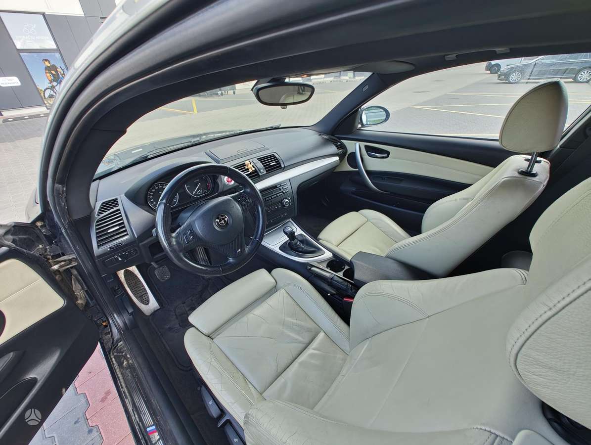 BMW 120, 2.0 l., Хэтчбек