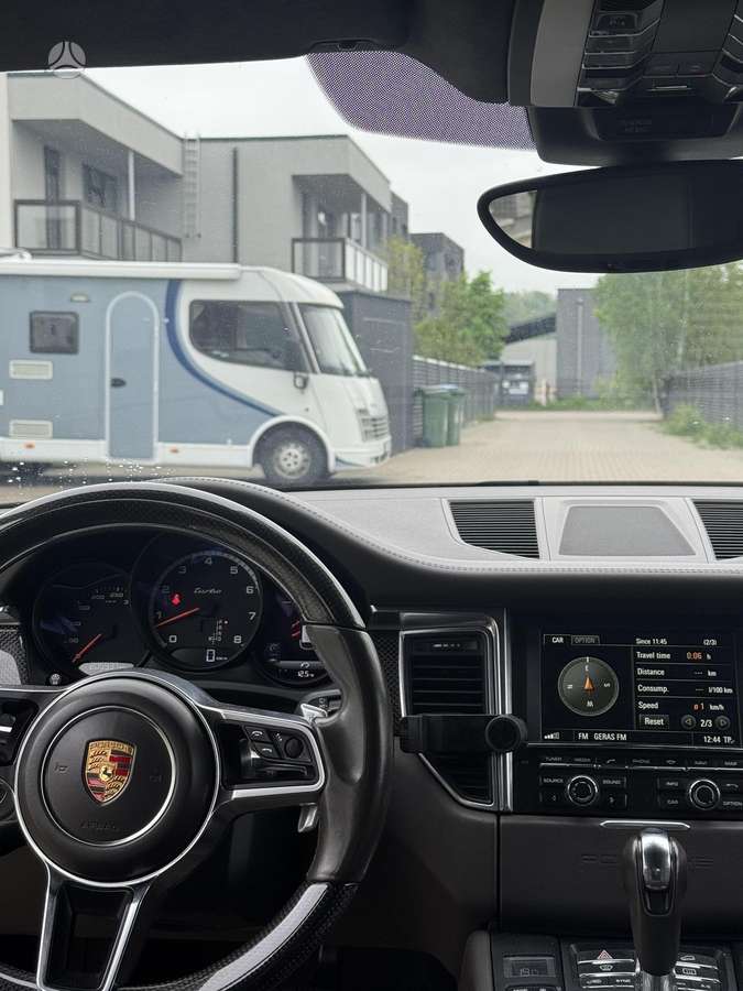 Porsche Macan - 7