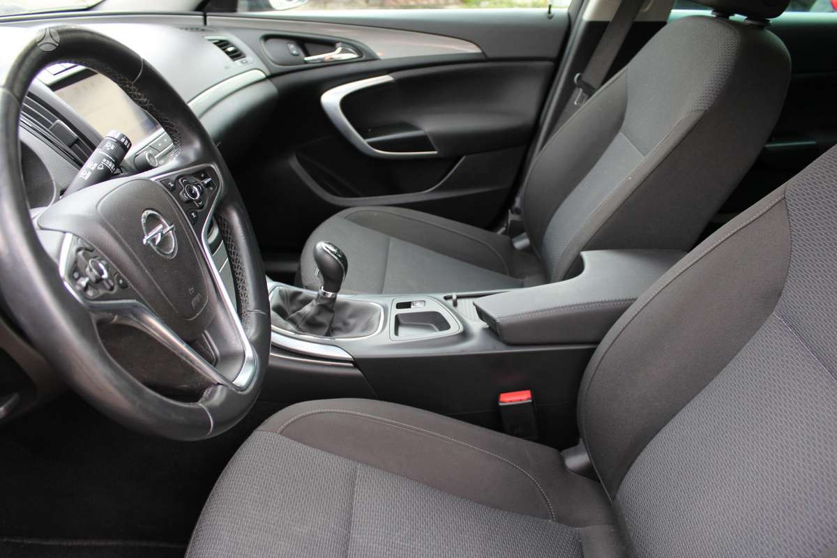 Opel Insignia - 7