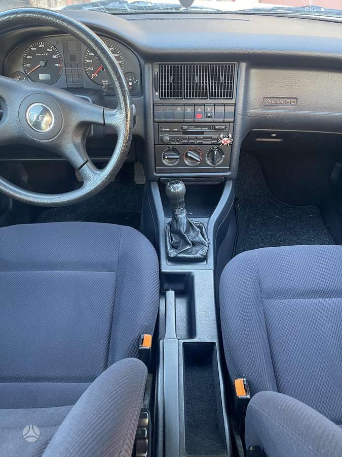 Audi 80, 2.0 l., Седан