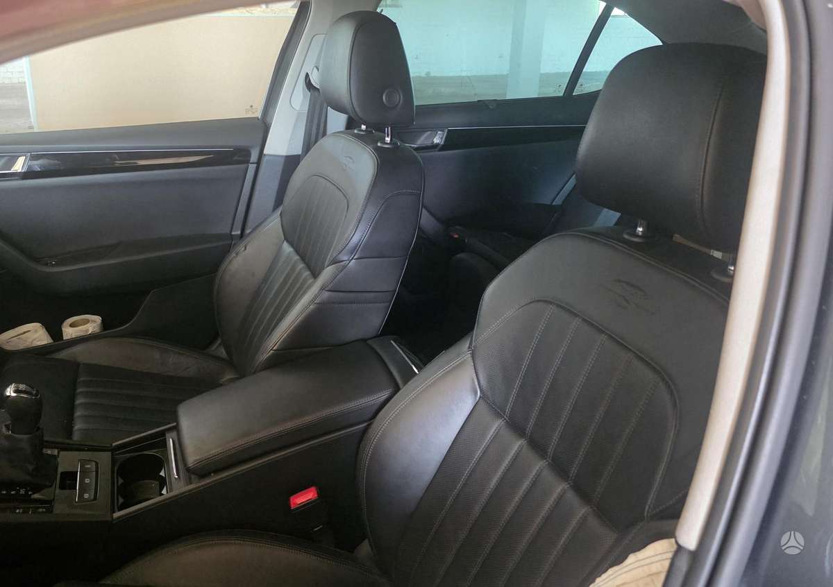 Skoda Superb, 2.0 l., Хэтчбек