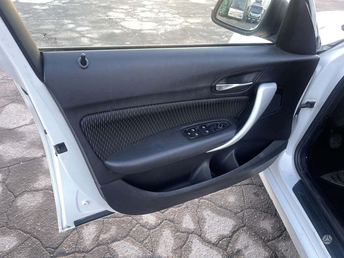 BMW 116, 1.6 l., Хэтчбек