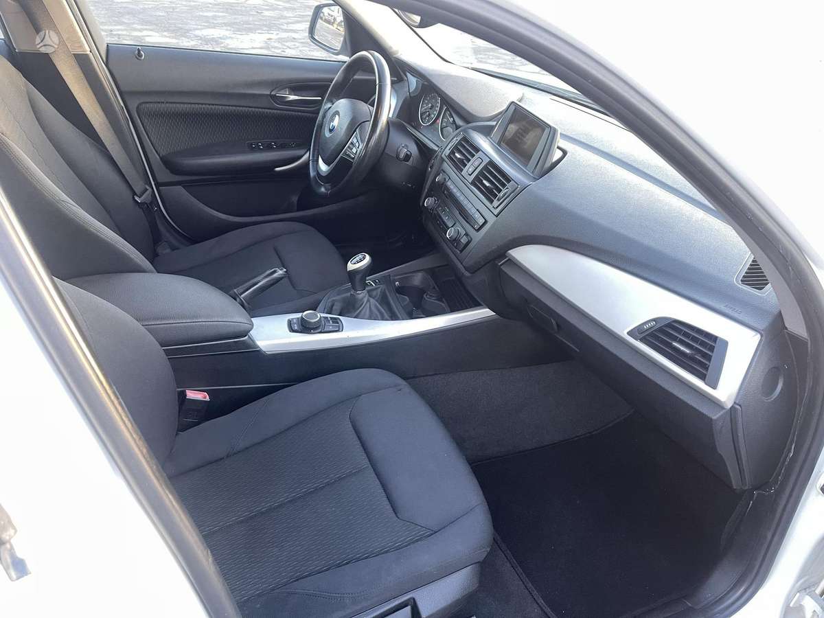 BMW 116, 1.6 l., Хэтчбек