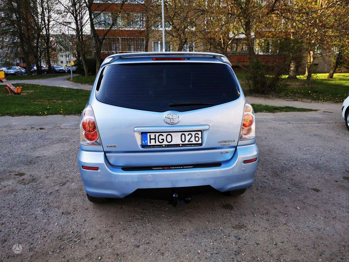 Toyota Corolla Verso - 2