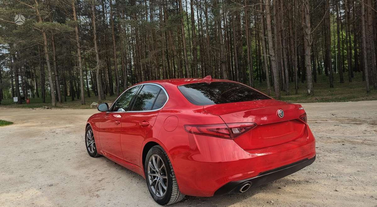 Alfa Romeo Giulia, 2.1 l., Седан