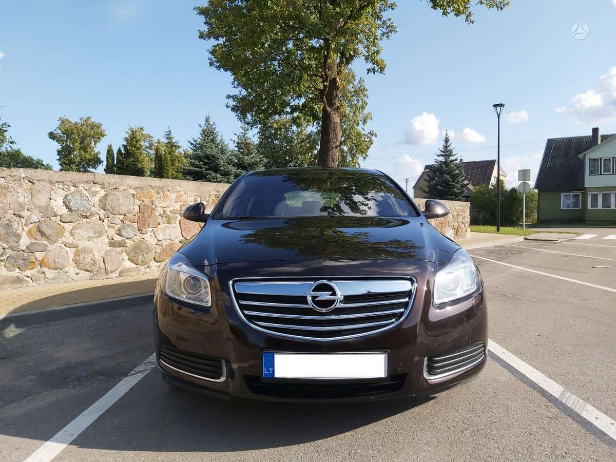 Opel Insignia, 2.0 l., Хэтчбек